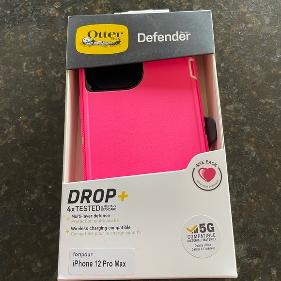 OtterBox Cell Phones & Accessories New In Box Defender Iphone 2 Pro